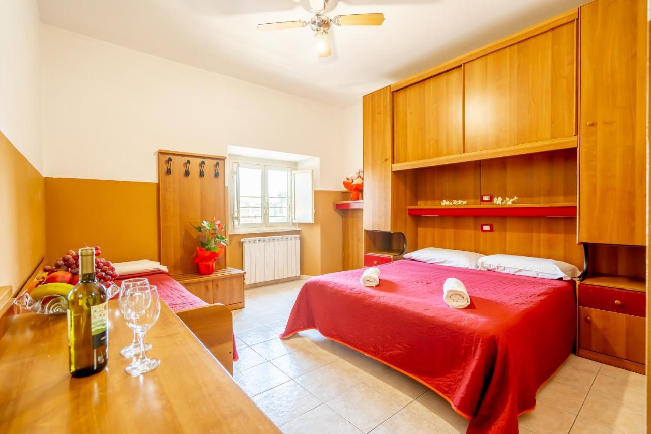 Booking Inn Rome Center Exteriör bild